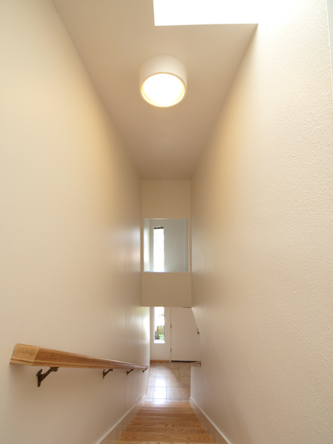 Stairway  picture - 125 Ortega Ave, Mountain View 94040