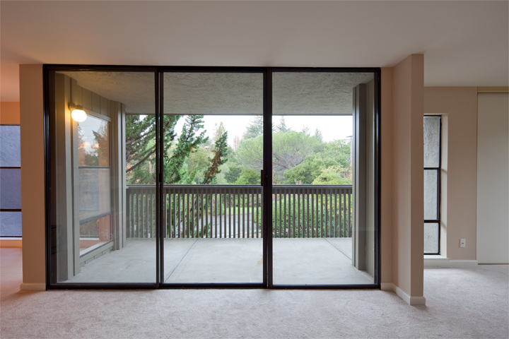 Living Room picture - 320 Palo Alto Ave, Unit D2, Palo Alto 94301