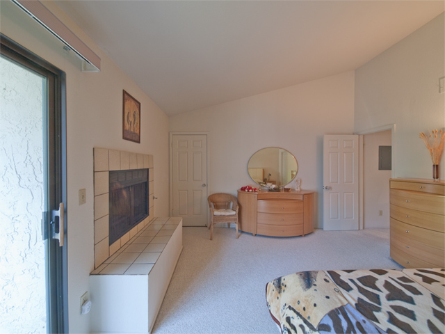 Master Bedroom (B) picture - 3270 Saint Ignatius Pl, Santa Clara 95051