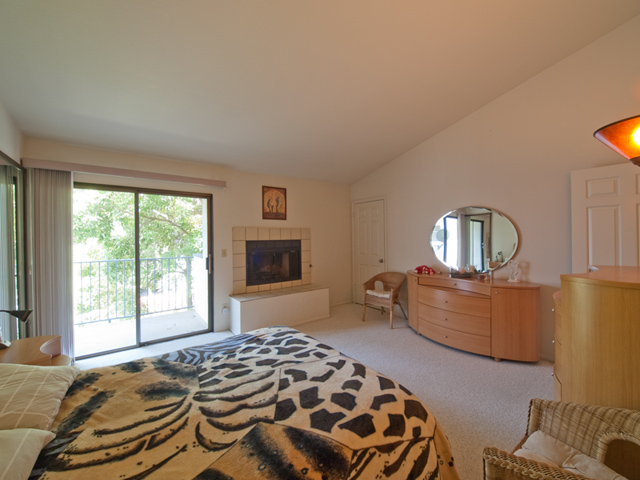 Master Bedroom (C) picture - 3270 Saint Ignatius Pl, Santa Clara 95051