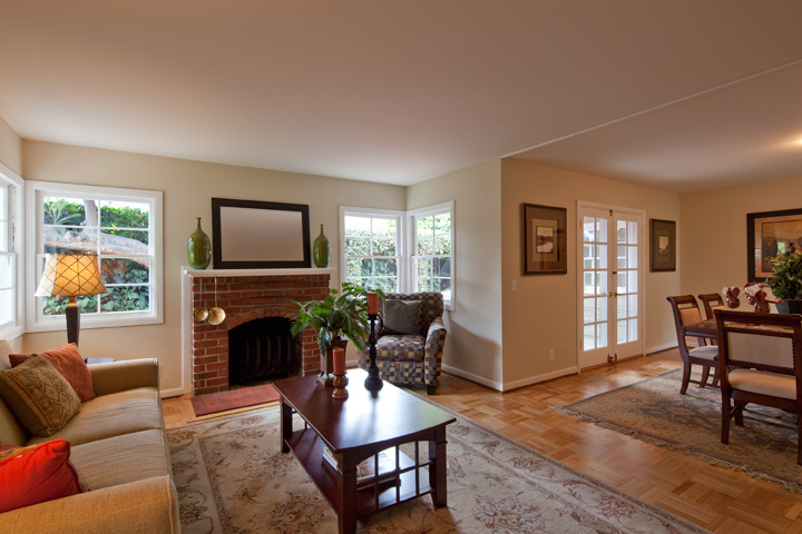 Living Dining picture - 767 Coastland Dr, Palo Alto 94303