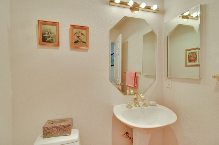 Bathroom 1 picture - 4173 El Camino Real, Unit 37, Palo Alto 94306