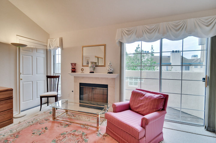 Master Bedroom picture - 4173 El Camino Real, Unit 37, Palo Alto 94306