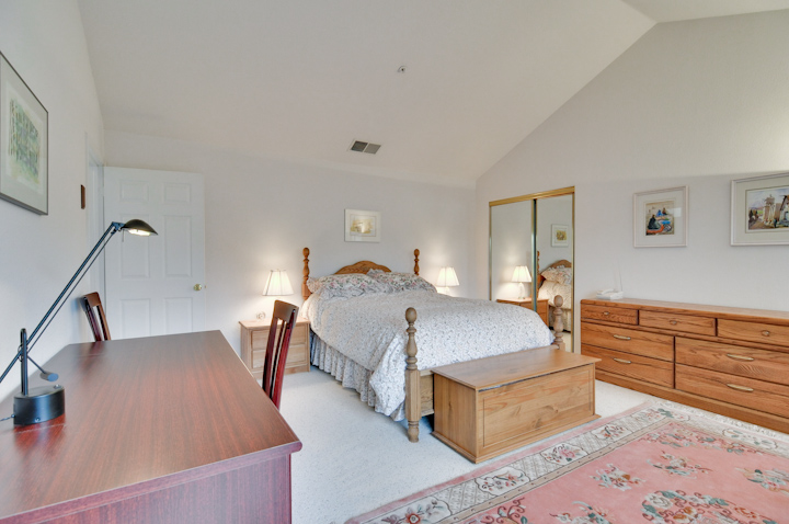 Master Bedroom picture - 4173 El Camino Real, Unit 37, Palo Alto 94306