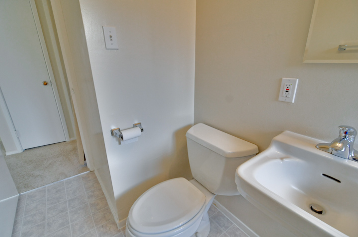 Bathroom (B) Picture - 2428 Laura Ln, Mountain View 94043 Bathroom (B) picture - 2428 Laura Ln, Mountain View 94043