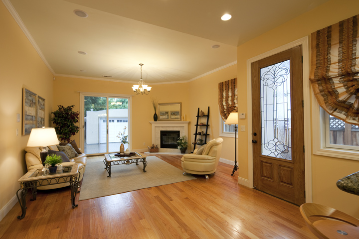 Family Room (A) Picture - 419 Leland Ave, Palo Alto 94306 Family Room (A) picture - 419 Leland Ave, Palo Alto 94306