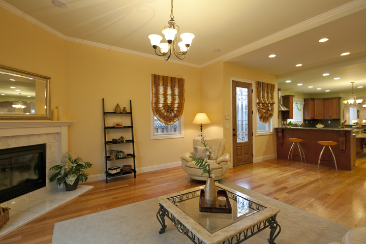 Family Room (C) Picture - 419 Leland Ave, Palo Alto 94306 Family Room (C) picture - 419 Leland Ave, Palo Alto 94306