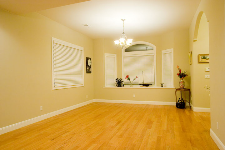 Familyroom Picture - 419 Leland Ave, Palo Alto 94306 Familyroom picture - 419 Leland Ave, Palo Alto 94306