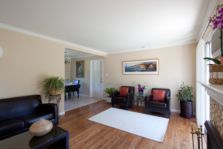 Living Room picture - 744 Lois Ave, Sunnyvale 94087