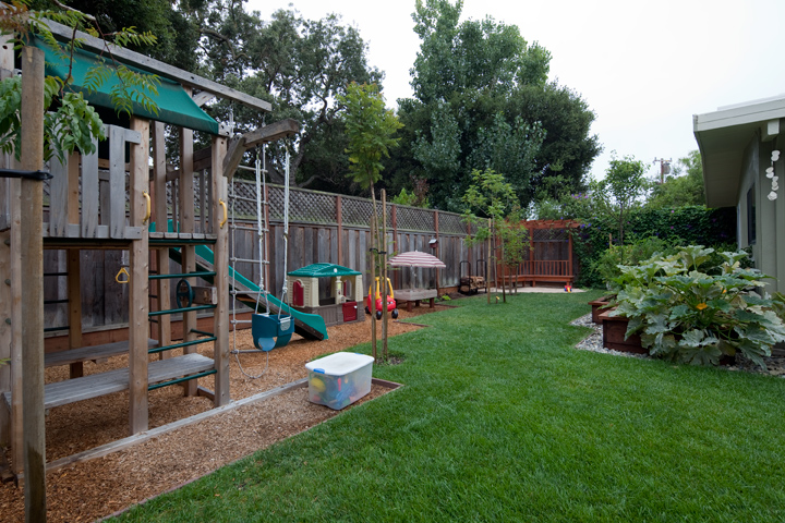 Backyard (A) Picture - 72 Lorelei Ln, Menlo Park 94025 Backyard (A) picture - 72 Lorelei Ln, Menlo Park 94025