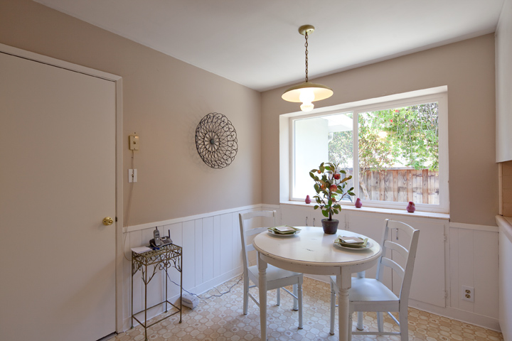 Dining Area picture - 3310 Louis Rd, Palo Alto 94303