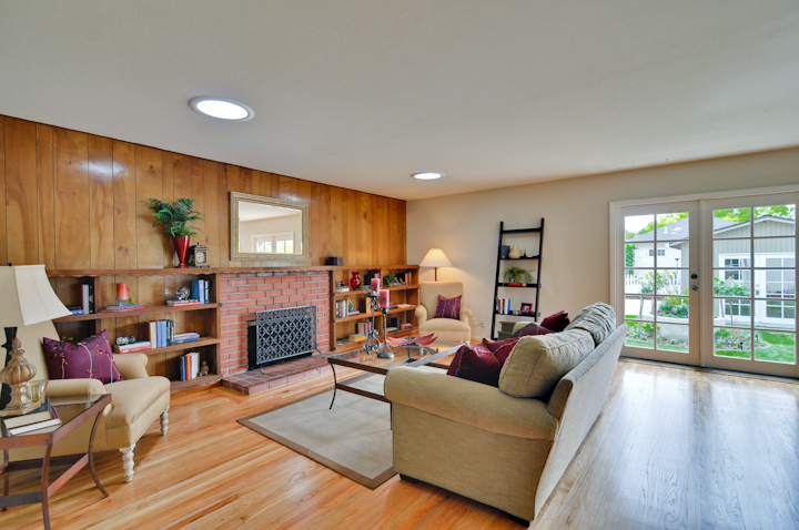 Living Room - 641 Marion Ave, Palo Alto 94301