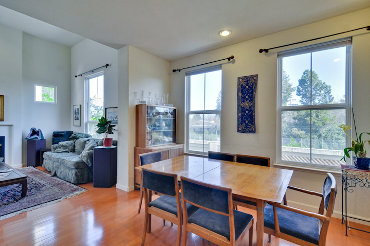 Dining Room picture - 127 Montelena Ct, Mountain View 2010