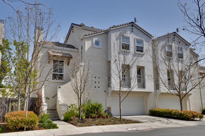 Front picture - 127 Montelena Ct, Mountain View 2010