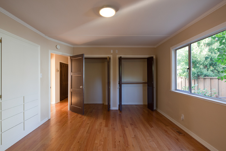 Master Bedroom picture - 1119 Oregon Ave, Palo Alto 94303