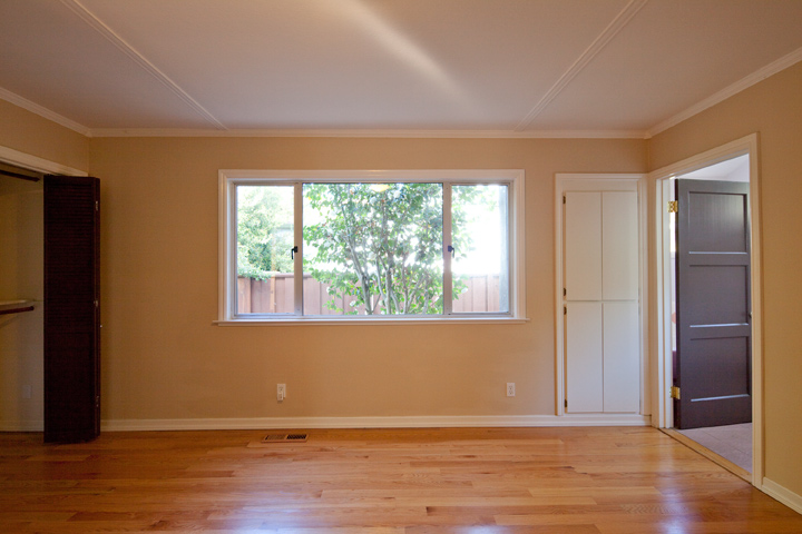 Master Bedroom picture - 1119 Oregon Ave, Palo Alto 94303