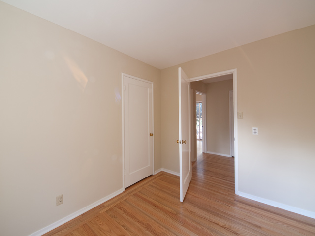 Bedroom 1 picture - 4080 Park Blvd, Palo Alto 94306