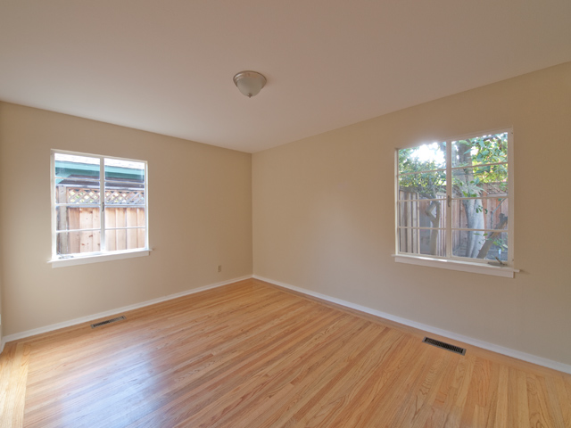 Bedroom 2 picture - 4080 Park Blvd, Palo Alto 94306