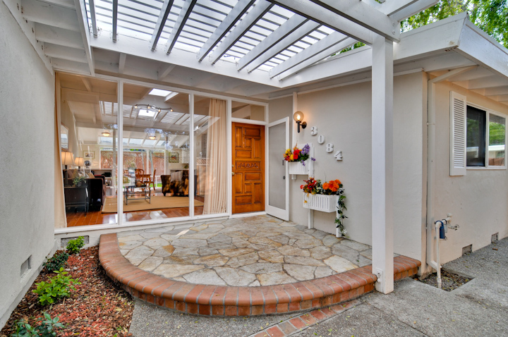 Front picture - 3084 Stelling Dr, Palo Alto 94303