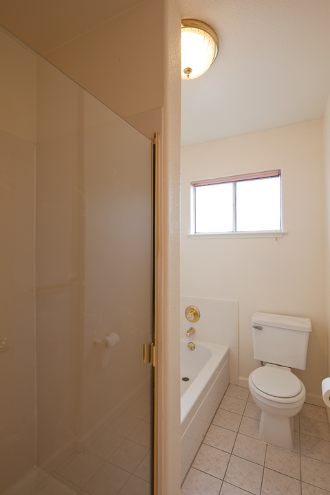 Master Bath (C) Picture - 3557 Sunnydays Ln, Santa Clara 95051 Master Bath (C) picture - 3557 Sunnydays Ln, Santa Clara 95051