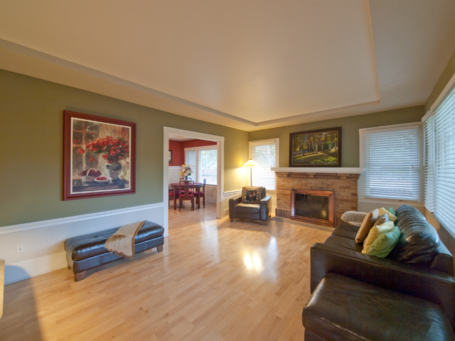 Living Room - Home For Sale