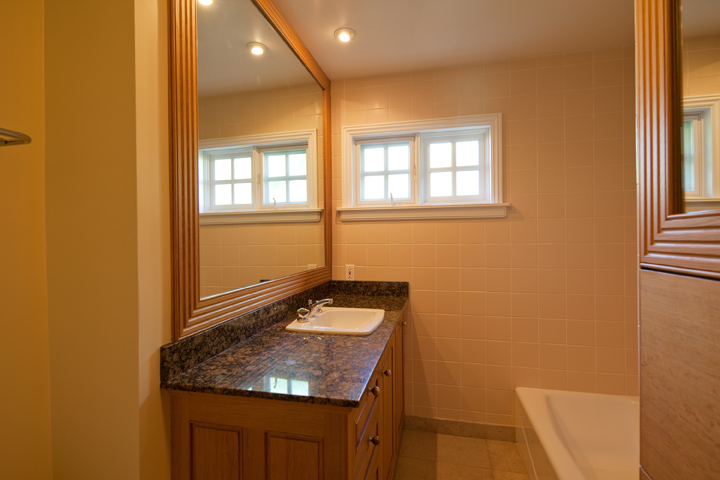 Bath 3 (A) Picture - 265 Tennyson Ave, Palo Alto 94301 Bath 3 (A) picture - 265 Tennyson Ave, Palo Alto 94301