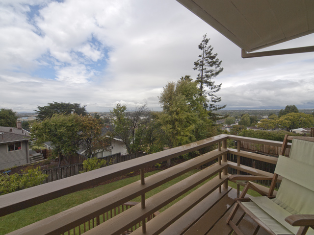 Upper Deck (A) Picture - 4023 Bayview Ave, San Mateo 94403 Upper Deck (A) picture - 4023 Bayview Ave, San Mateo 94403