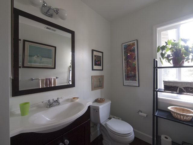 Bath Room 3 picture - 932 Boyce Ave, Palo Alto 94301