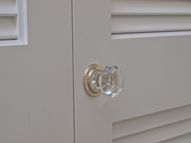 Closet Knob picture - 932 Boyce Ave, Palo Alto 94301