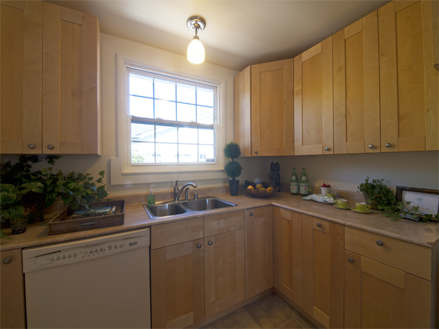 Kitchen picture - 4033 Campana Dr, Palo Alto 94306