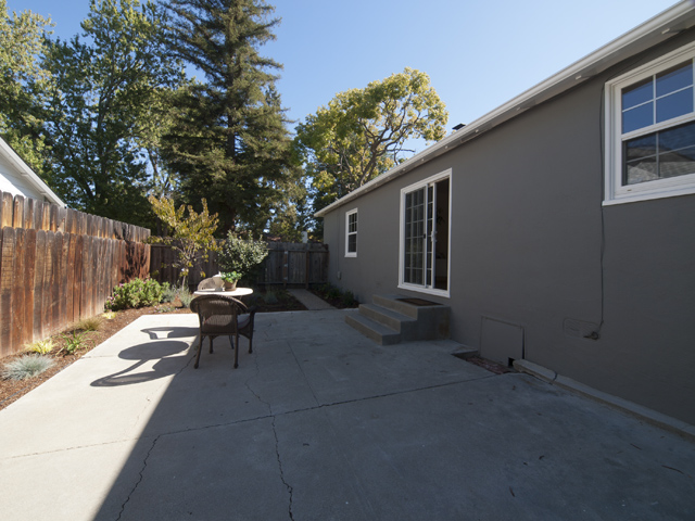 Patio picture - 4033 Campana Dr, Palo Alto 94306
