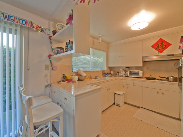Downstairs Kitchen picture - 657 Channing Ave, Palo Alto 94301
