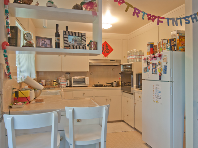 Downstairs Kitchen picture - 657 Channing Ave, Palo Alto 94301