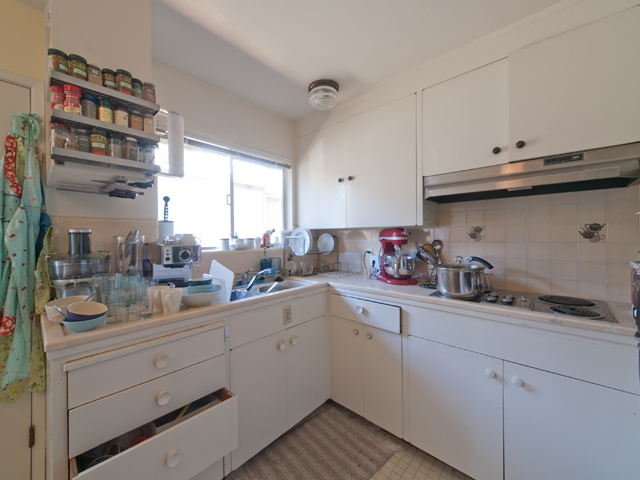 Front Kitchen picture - 657 Channing Ave, Palo Alto 94301