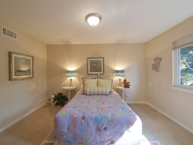 Bedroom 2 picture - 709 Charleston Ct, Palo Alto 94303