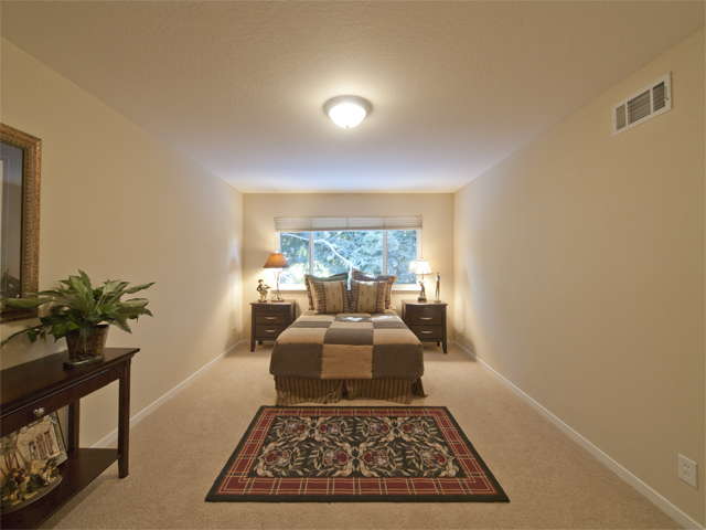 Bedroom 3 picture - 709 Charleston Ct, Palo Alto 94303