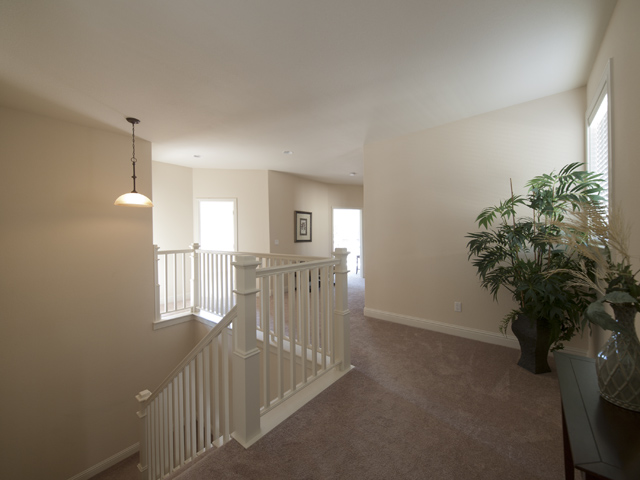 Upstairs Landing (B) Picture - 1157 Garfield Ave, San Jose 95125 Upstairs Landing (B) picture - 1157 Garfield Ave, San Jose 95125