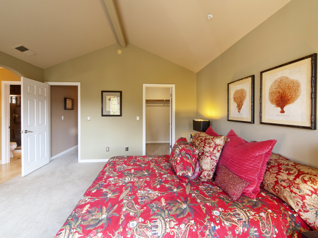 Master Bedroom (A) picture - 125 Gladys Ave, Mountain View 94043