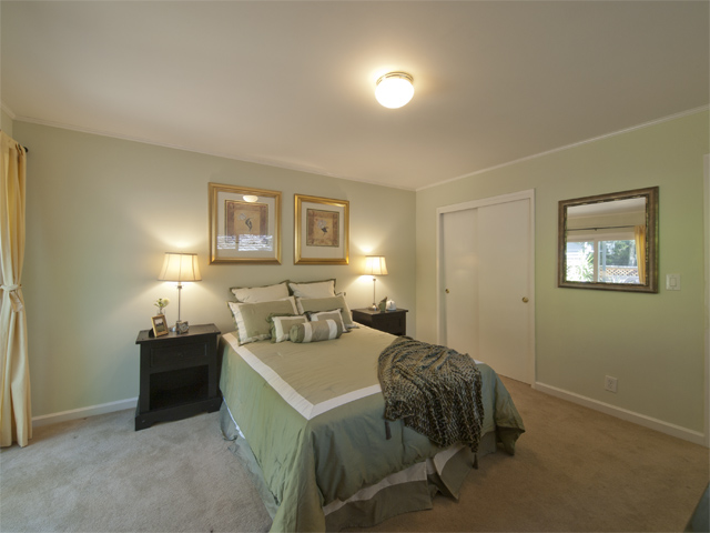 Bedroom 1 picture - 2131 Hanover St, Palo Alto 94306