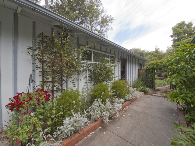 Hanover St 2131 picture - 2131 Hanover St, Palo Alto 94306