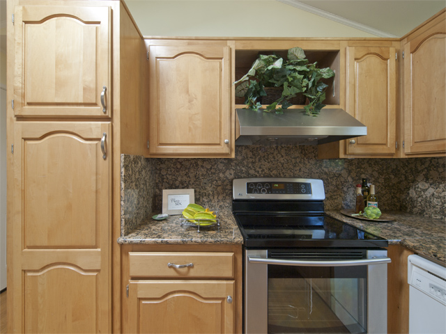 Kitchen picture - 2131 Hanover St, Palo Alto 94306