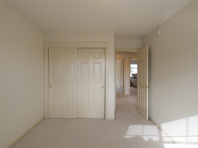 Bedroom 3 (D) picture - 10577 Johansen Dr, Cupertino 95014