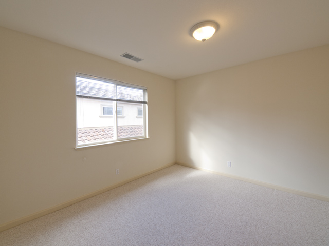 Bedroom 4 (C) picture - 10577 Johansen Dr, Cupertino 95014