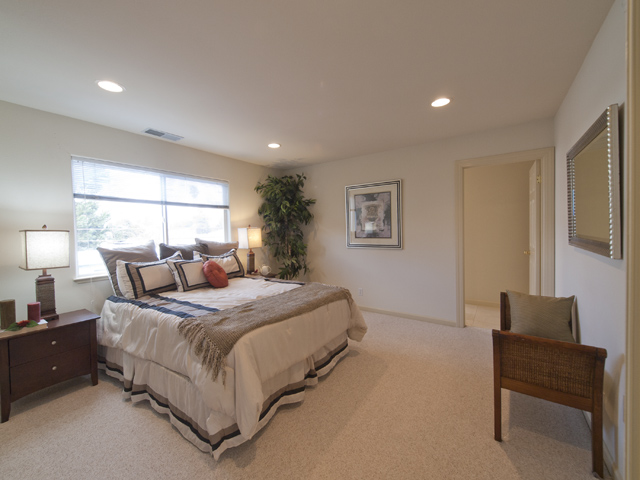 Master Bedroom (C) Picture - 10577 Johansen Dr, Cupertino 95014 Master Bedroom (C) picture - 10577 Johansen Dr, Cupertino 95014