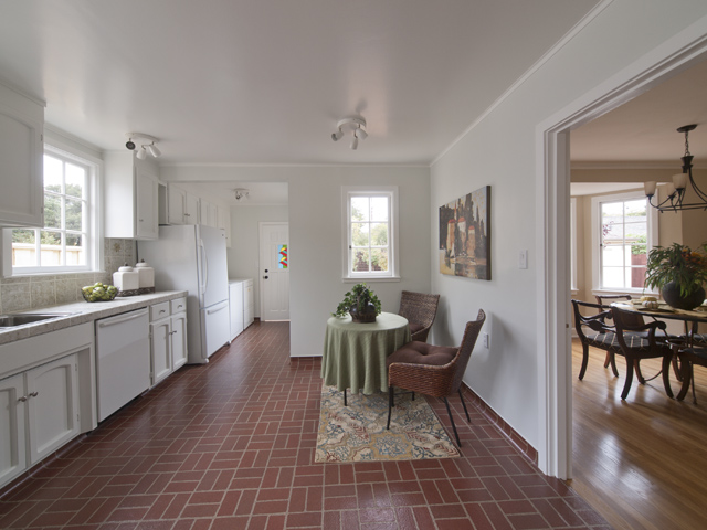 Kitchen picture - 1547 Mariposa Ave, Palo Alto 94306