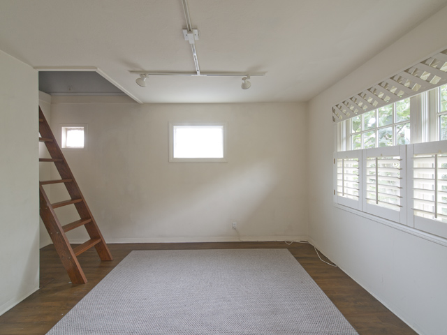 Living Room picture - 714 Matadero Ave, Palo Alto 94306