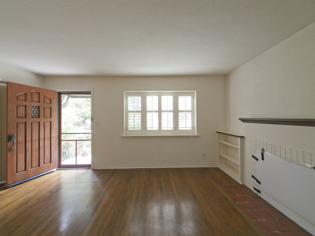 Living Room picture - 714 Matadero Ave, Palo Alto 94306
