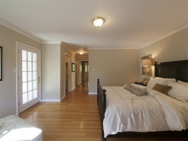Master Bedroom (C) picture - 1458 Pitman Ave, Palo Alto 94301