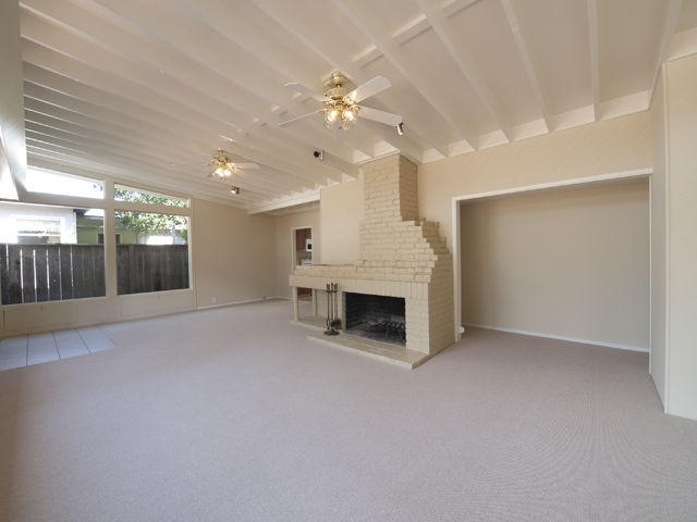 Living Room (C) Picture - 1032 Ringwood Ave, Menlo Park 94025 Living Room (C) picture - 1032 Ringwood Ave, Menlo Park 94025