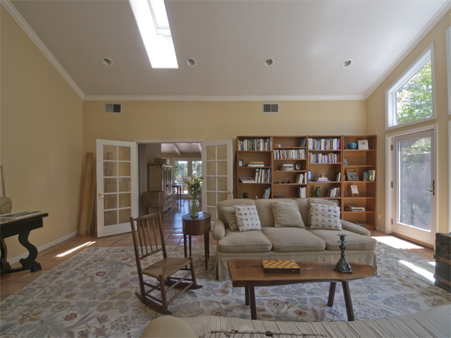 Living Room picture - 854 Rorke Way, Palo Alto 94303